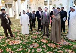Caretaker Prime Minister visits Sheikh Zayed Grand Mosque in Abu Dhabi