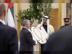 UAE President confers Order of Zayed upon King of Jordan