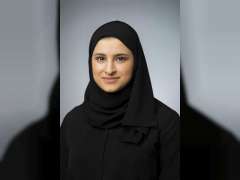 سارة الأميري: علم الإمارات رمز للاتحاد وقيم التلاحم والولاء والانتماء