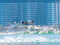 بطولة الإمارات للتزلج على الماء تختتم فعالياتها غدا على كاسر الأمواج