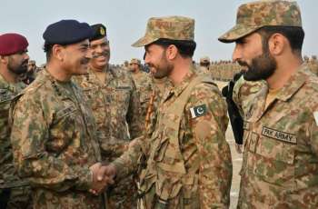 General Syed Asim Munir, NI (M), Chief of Army Staff (COAS) visited troops at Khairpur Tamewali (KPT)
