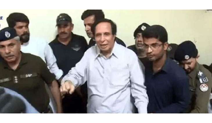 Chaudhary Parvez Elahi shifted to hospital after health deterioration in jail

 