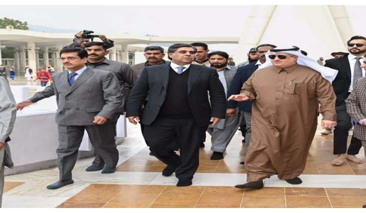 سفیر خادم الحرمین الشریفین لدی باکستان یزور جامع الملک فیصل باسلام آباد