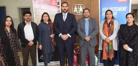 Emirates supports local charity in Islamabad as part of its 25th anniversary celebrations
