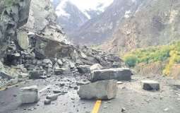 NHA mobilizes efforts to clear landslide in Zhob-Dhanasar section of N-50