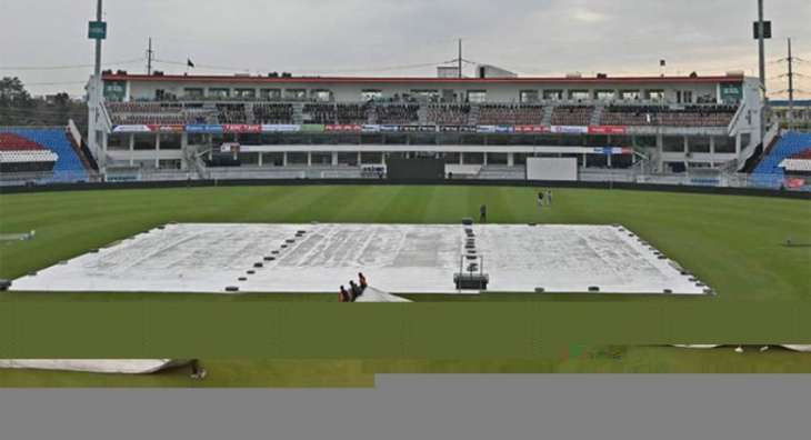 PSL 9: Heavy rainfall inundates Karachi stadium
