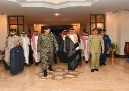 مساعد وزیر الدفاع السعودي یصل باکستان في زیارة تستغرق یومین