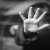 القبض علی رجل بتھمة اغتصاب طفلة قاصر في الیمن