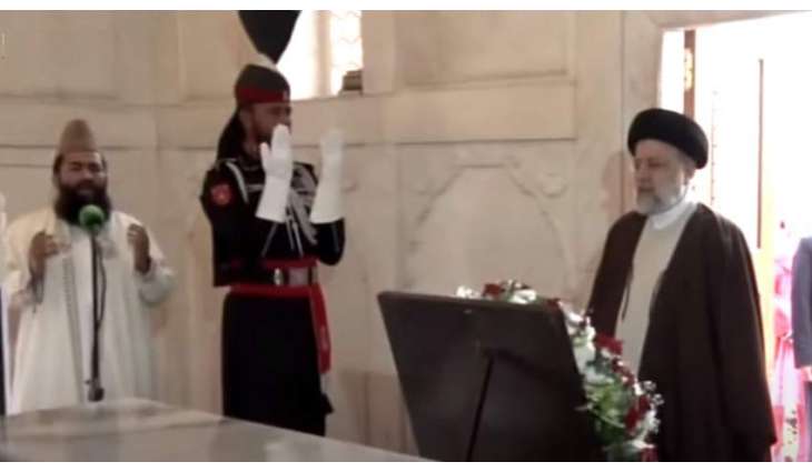 Iranian President visits Allama Iqbal’s mausoleum