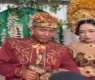عروسة تصاب بالاغماء في حفل زفافھا بسبب عریسھا في اندونیسیا