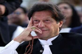 براء ة رئیس الوزراء السابق عمران خان من تھمة تسریب أسرار البلاد