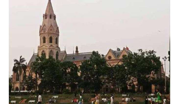 GCU issues dress code for students, bans jeans, T-shirts