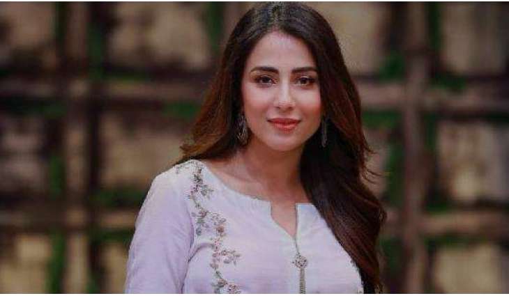 Ushna Shah reveals struggle with mental illness
