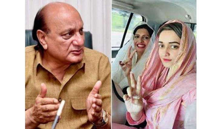 Sanam Javed, Raja Bashrat and Aliya Hamza get transit bail from PHC