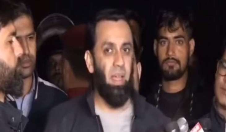 Making big claims, fleeing protest site hallmark of PTI: Tarar
