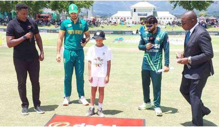 South Africa opt to bat first against Pakistan in first ODI