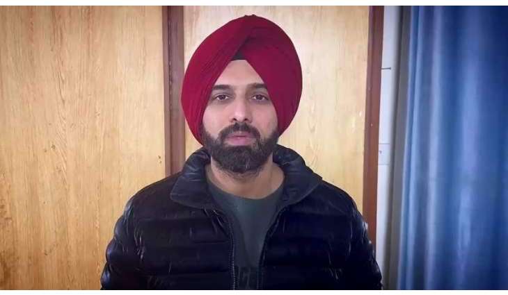 Lahore & Karachi Bar Associations Condemn FIRs Against Senior Journalist Harmeet Singh