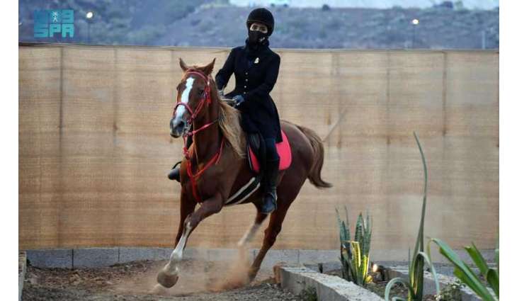 Horseback Riding and Target Sports Draw Crowds at Muhayil Festival