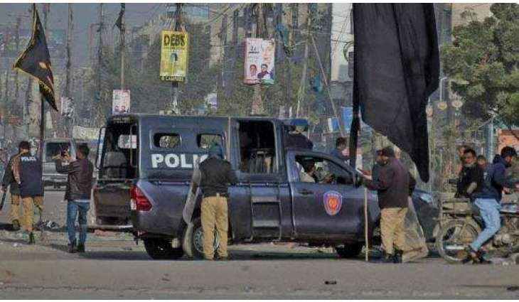 Sindh govt warns protesters of strict action if sit-in continues in Karachi