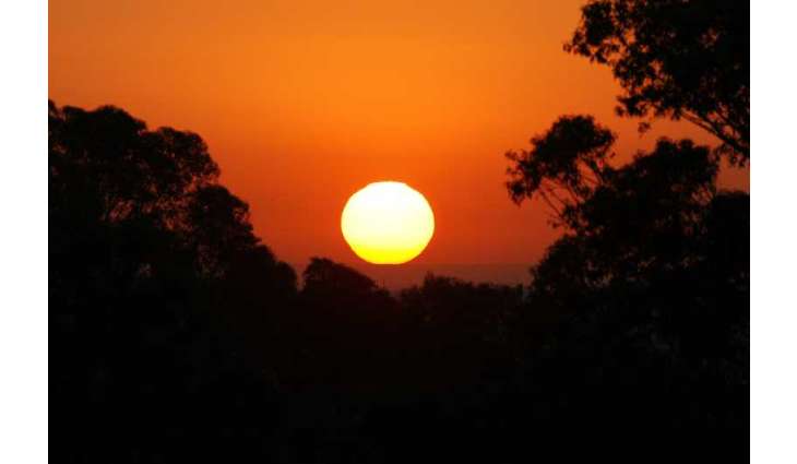 Heatwave descends on south-east Australia