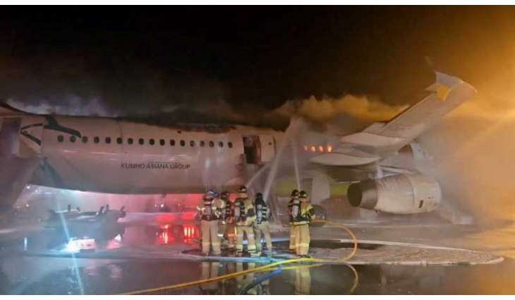 Passenger plane catches fire in Korea's Busan airport, injuring 7