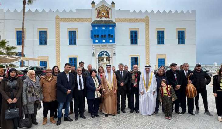بيوت الشعر في الوطن العربي منارات ثقافية عززت اللغة العربية والذائقة الشعرية