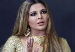 Pakistani men made me cry: Rakhi Sawant