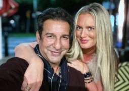 Shaniera Akram angry over finding Wasim Akram in list of divorced people