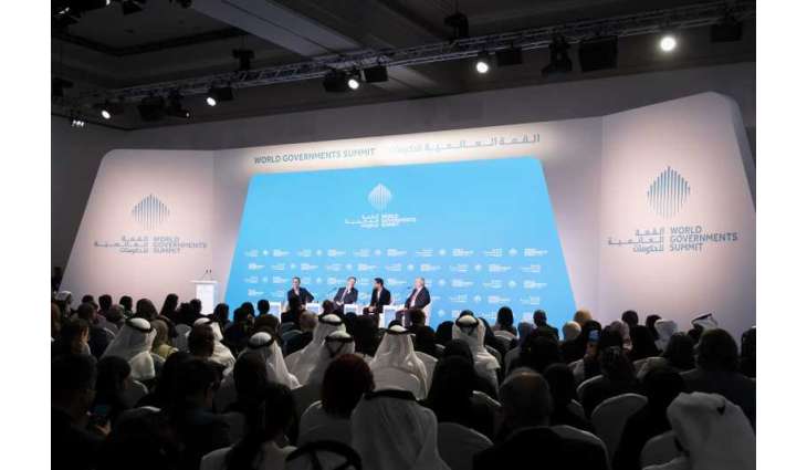 خبراء دوليون : التكنولوجيا ستغير قواعد التنافس والعالم يشهد انتهاء ظاهرة المدير التقليدي