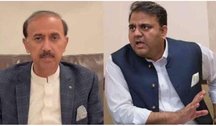 Fawad Chaudhry slaps PTI leader Barrister Shoaib Shaheen at Adiala jail gate