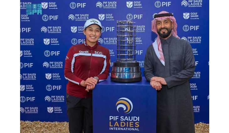 التايلاندية جينو تتيكول تتوج بلقب بطولة صندوق الاستثمارات العامة السعودية الدولية للسيدات