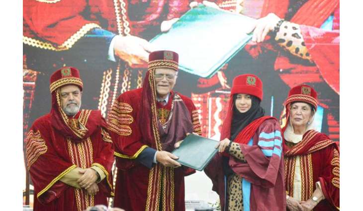Over 1,700 students awarded degrees at HU convocation