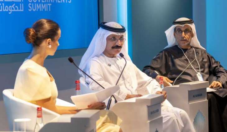 الإمارات تستثمر عضويتها في 