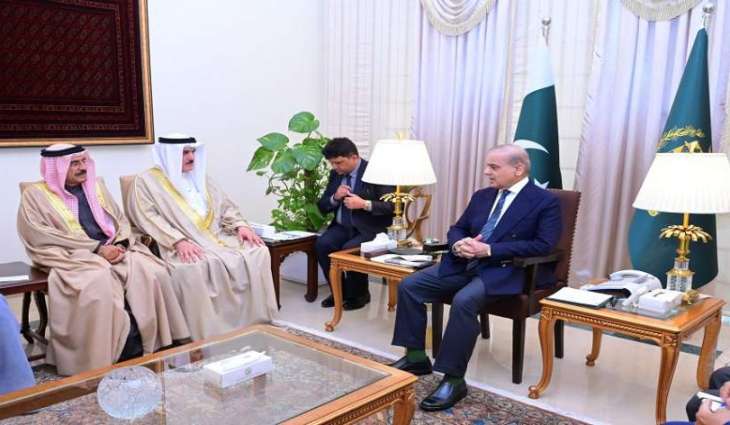 رئیس الوزراء شھباز شریف یستقبل رئیس مجلس النواب البحریني
