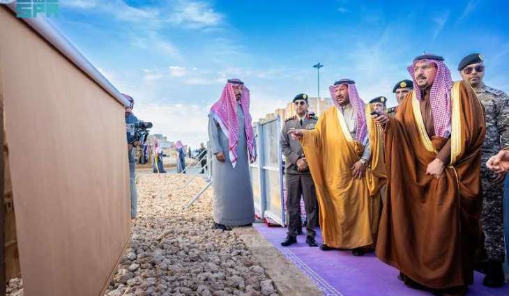 أمير القصيم يدشّن 