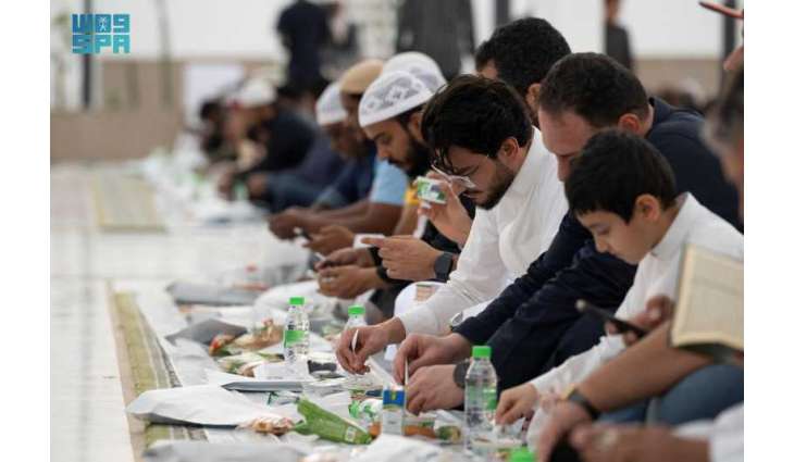 موائد الإفطار في 