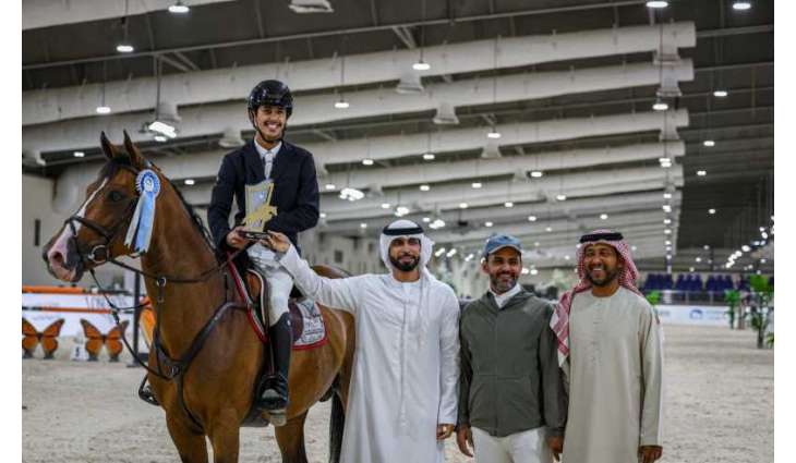الشارقة للفروسية يتصدر  