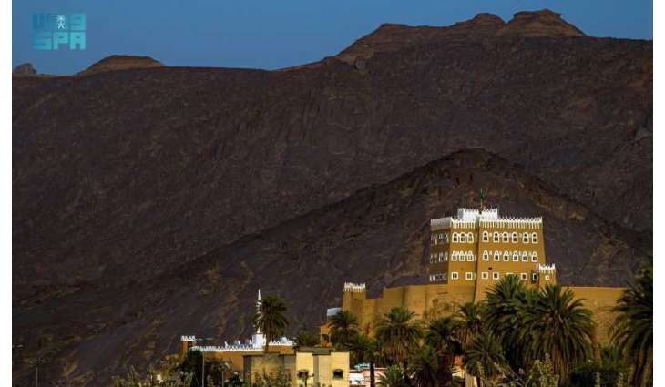 بطراز معماري فريد.. قصر العان التاريخي بنجران يجذب زوار المنطقة خلال أيام عيد الفطر