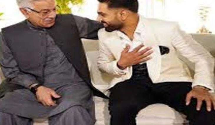 Fast bowler Haris Rauf meets Defence Minister Khawaja Asif, evades media