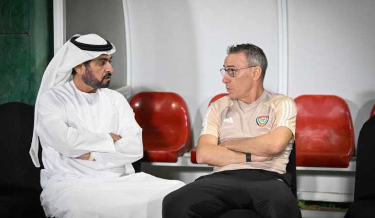 منتخبنا الوطني يؤدي تدريبه الأخير في جبل علي قبل السفر إلى طهران