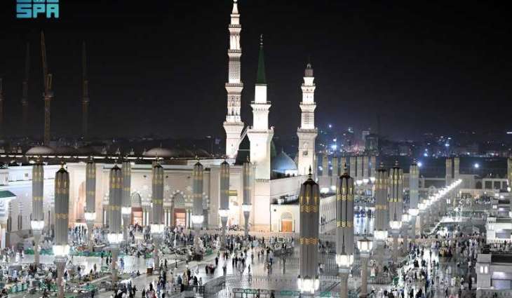 أذان المسجد النبوي بين الماضي والحاضر