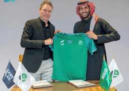 السويدي يورغن بيرسون مدرب لأخضر كرة الطاولة