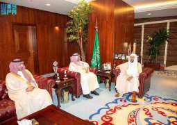 وزير الشؤون الإسلامية يستقبل سفيري المملكة المعينين حديثًا لدى جمهوريتي الأوروغواي الشرقية وموزمبيق
