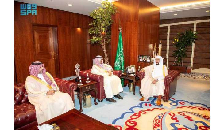 وزير الشؤون الإسلامية يستقبل سفيري المملكة المعينين حديثًا لدى جمهوريتي الأوروغواي الشرقية وموزمبيق