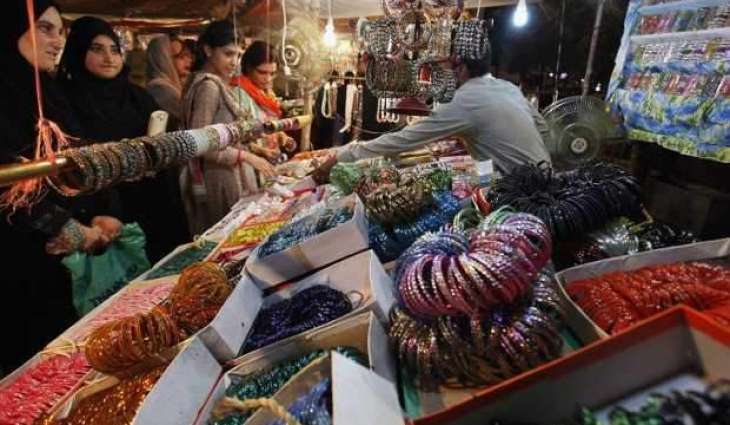 Punjab’s eid gala bursts with festivity, drawing families to a vibrant celebration