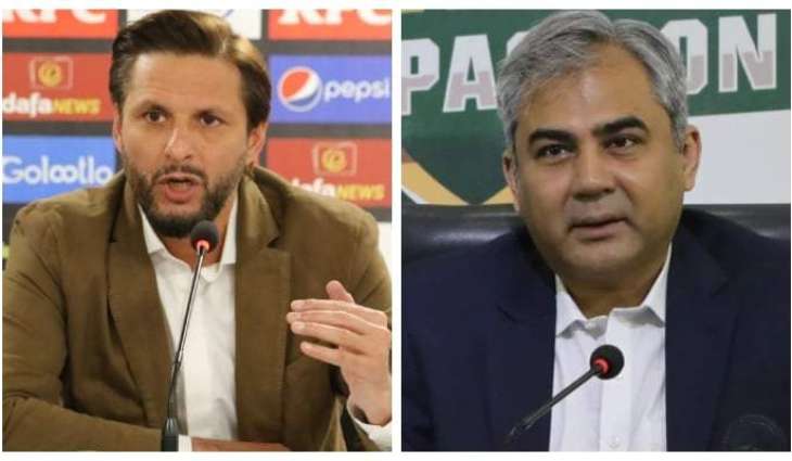Shahid Afridi advises PCB Chairman Mohsin Naqvi to choose one role