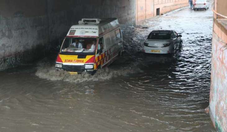 Nearly 100 killed after heavy rain in India, Nepal