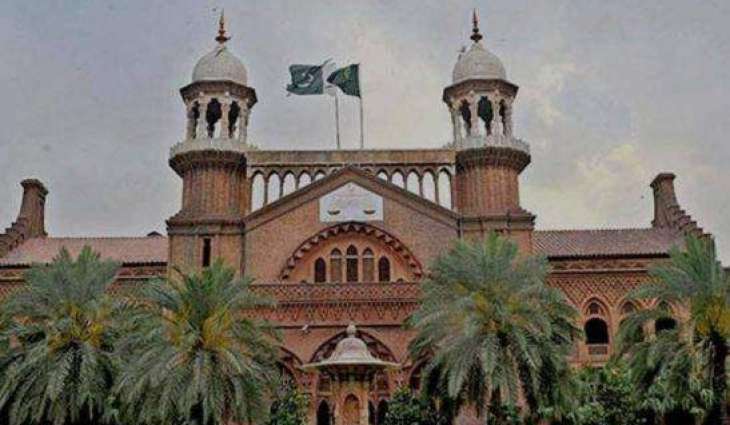 LHC bans media interviews of detainees in Punjab police stations


 