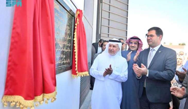الدكتور الربيعة يدشّن محطة توليد أكسجين طاقتها الإنتاجية 80 مترًا مكعبًا في الساعة لدعم قدرات المستشفى الجامعي الطاهر صفر في تونس