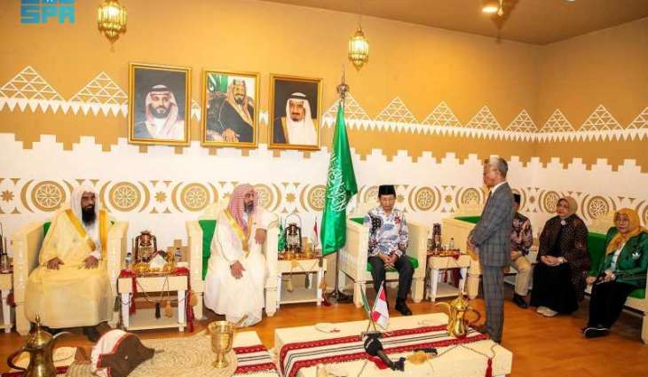 وزير الشؤون الدينية الأندونيسي يلتقي وكيل وزارة الشؤون الإسلامية بالعاصمة جاكرتا